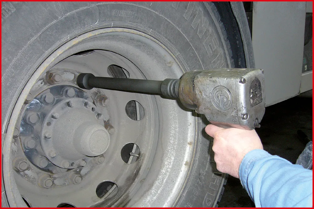 Dlhá šesťhranná rázová hlavica 3/4", 27 mm, dĺžka 270 mm KS Tools 515.1182