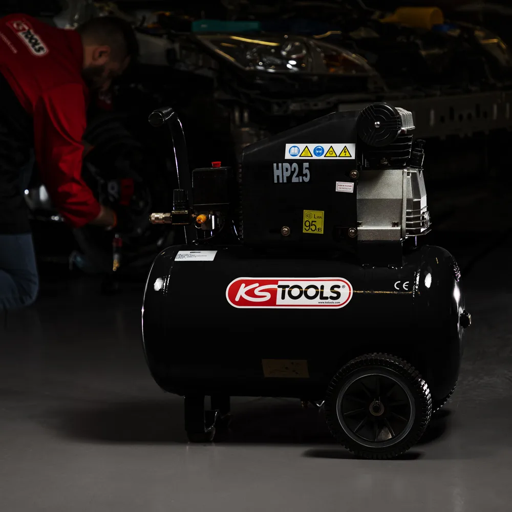 Kompresor s nádržou 25 l – 8 bar – 2,5 HP – 220 V jednofázový KS Tools 165.0802