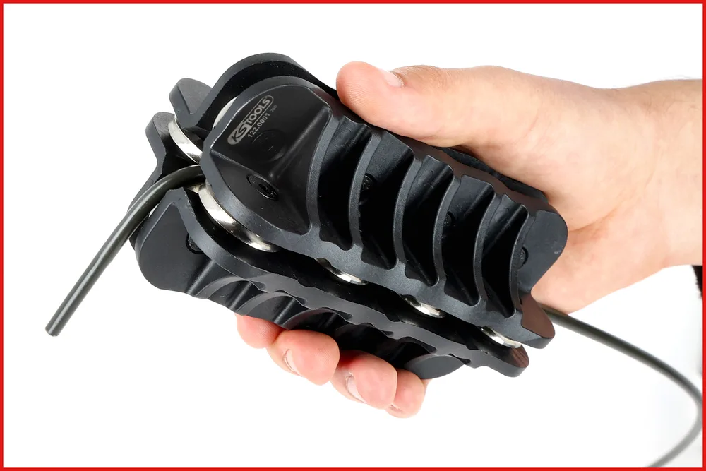 Náradie na vyrovnávanie a ohýbanie brzdových vedení 4,75 mm (3/16") KS Tools 122.0001