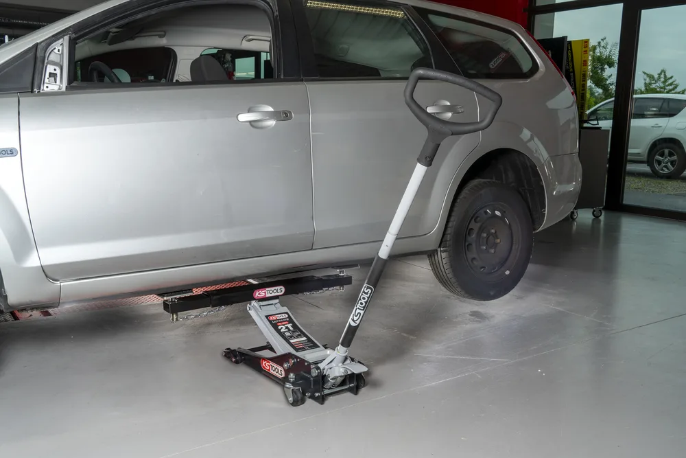 Nastaviteľná dvojbodová traverza, nosnosť 2 t KS Tools 160.0309