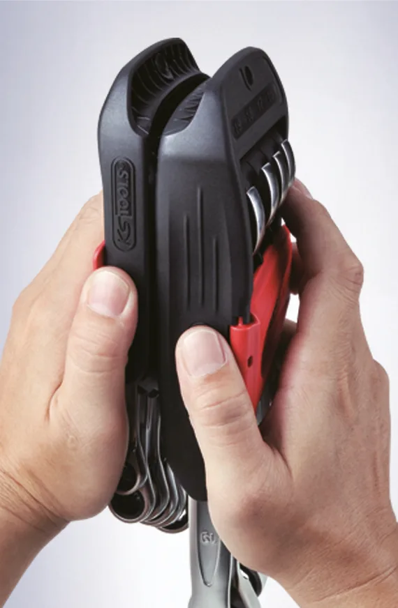 Sada 10 metrických kombinovaných kľúčov na stojane, 8 až 19 mm KS Tools 922.0050
