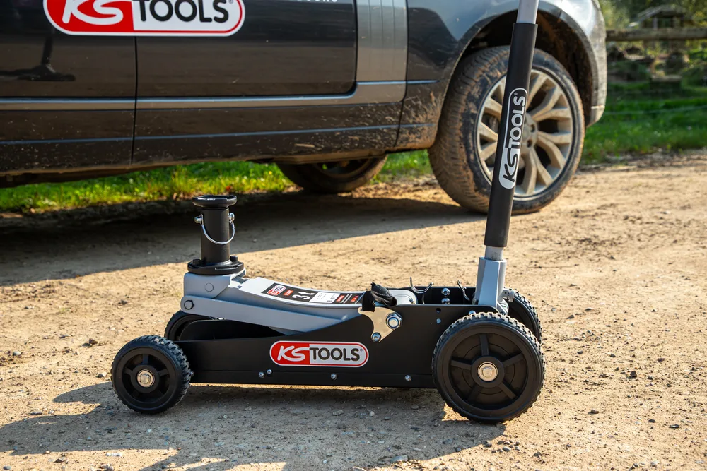 Terénny hydraulický zdvihák, 3 t KS Tools 161.0362F